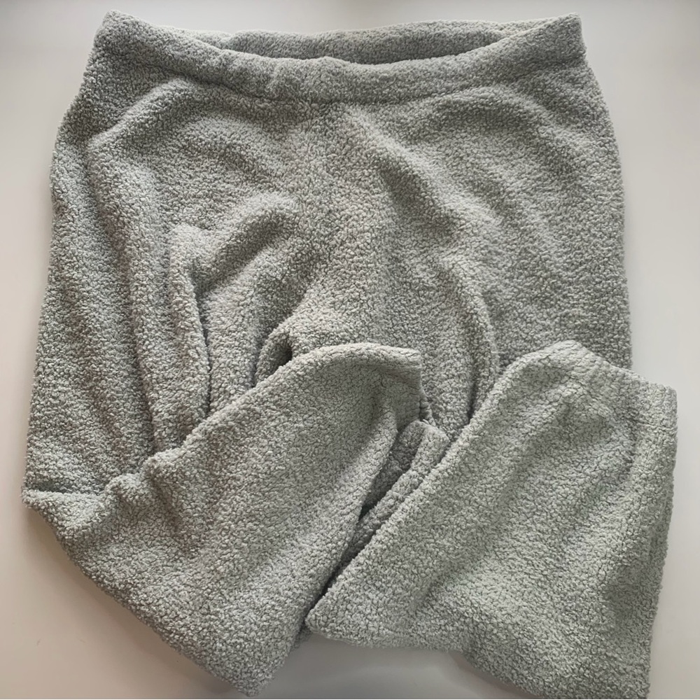 SKIMS Light Gray/Green Sherpa Jogger Track Pants
